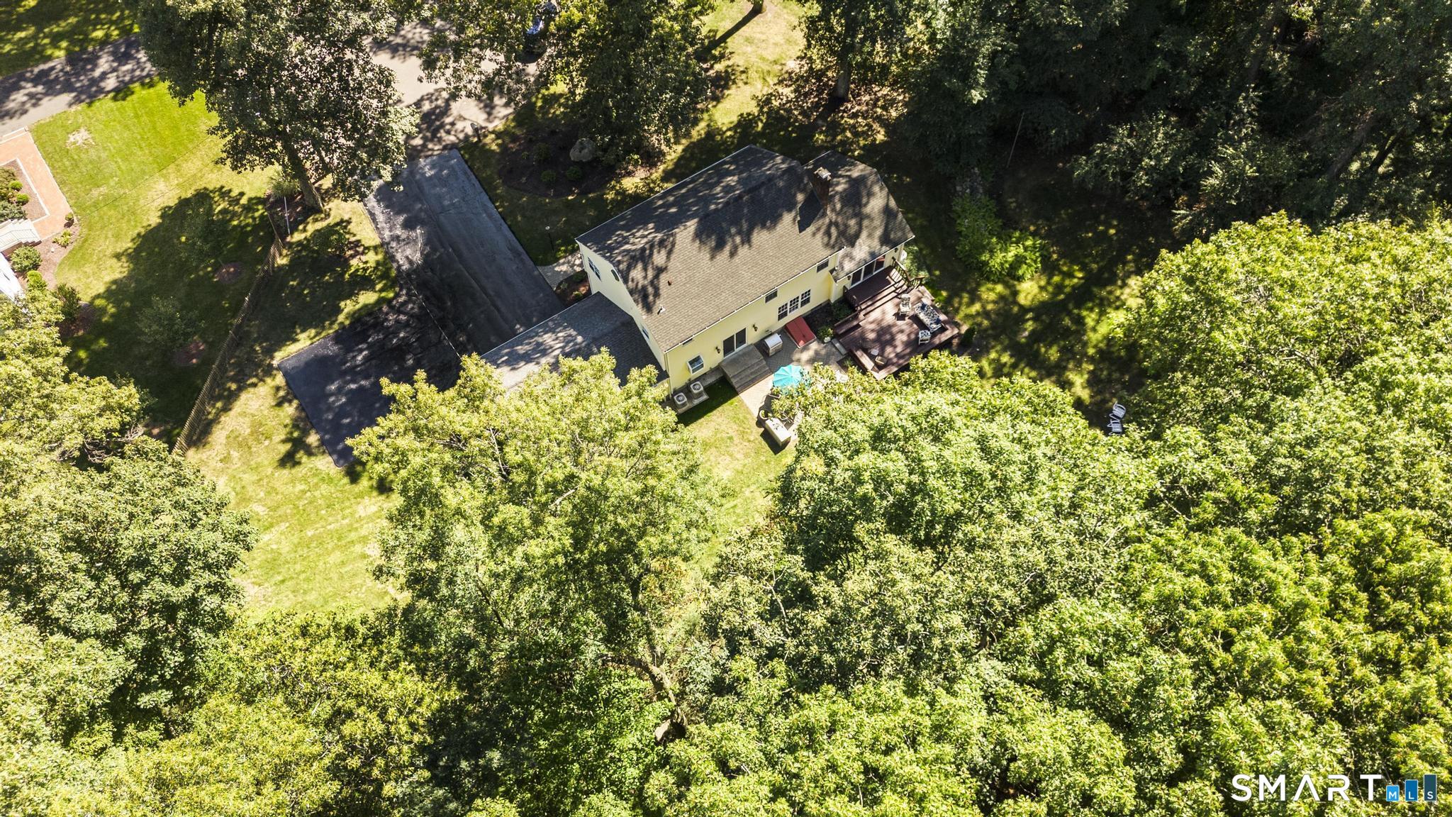 25 Wagon Hill Lane Avon CT 06001