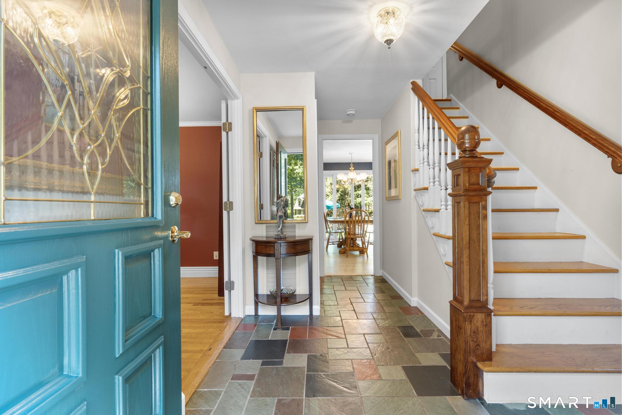 25 Wagon Hill Lane Avon CT 06001