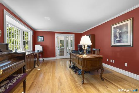 25 Wagon Hill Lane Avon CT 06001