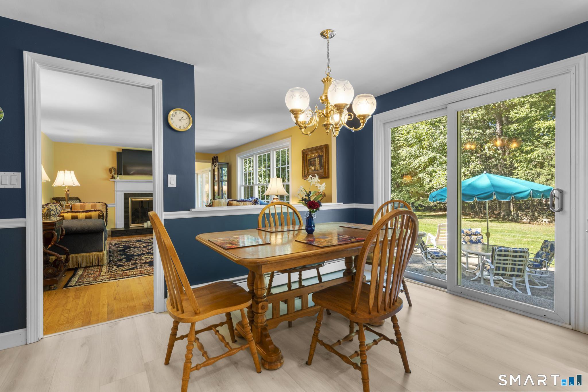 25 Wagon Hill Lane Avon CT 06001