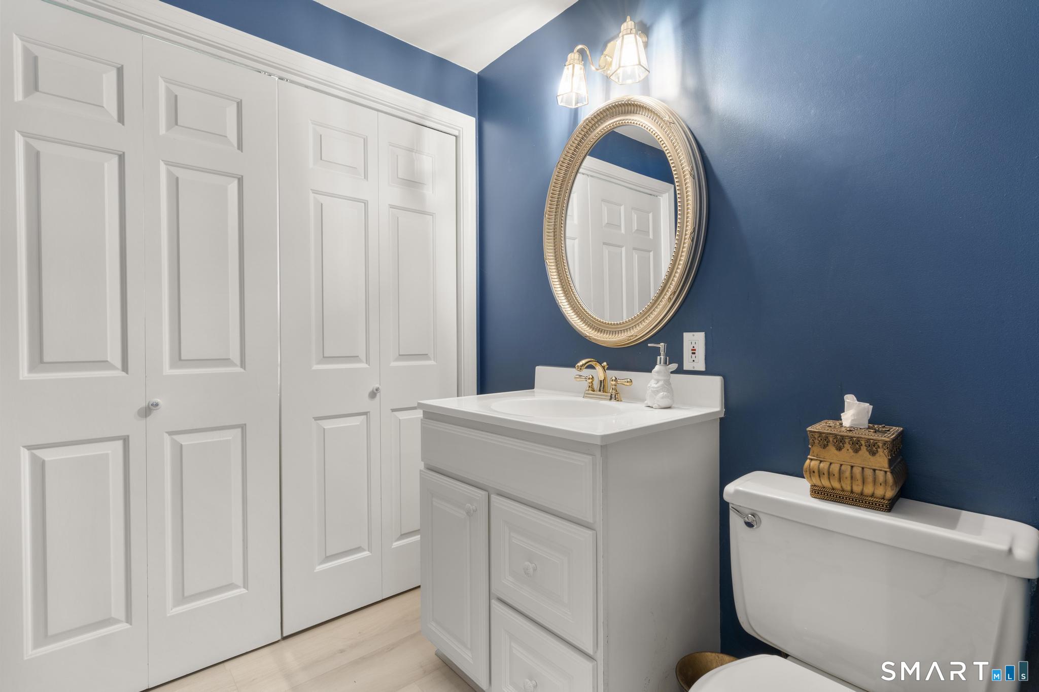 25 Wagon Hill Lane Avon CT 06001