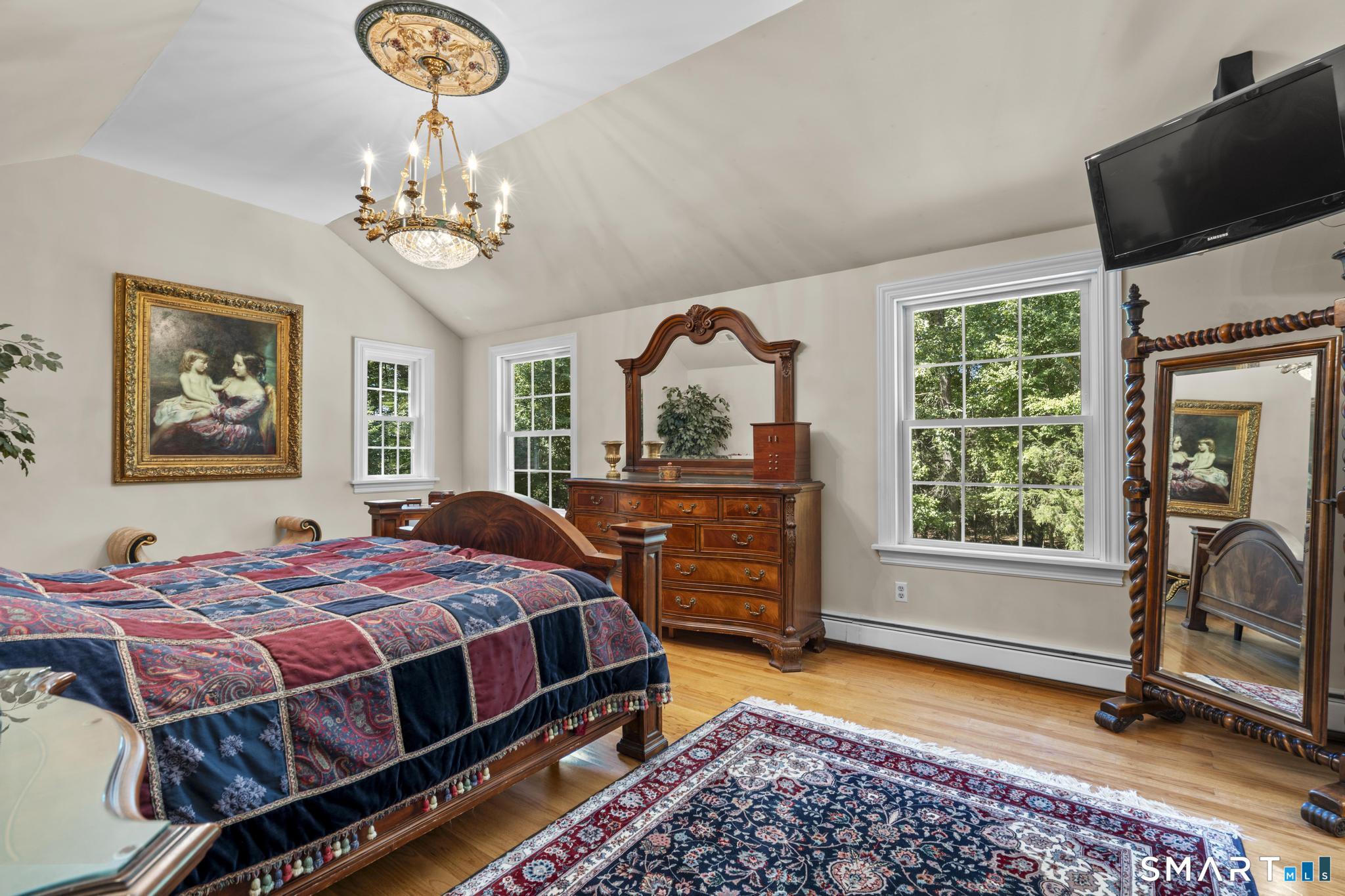 25 Wagon Hill Lane Avon CT 06001