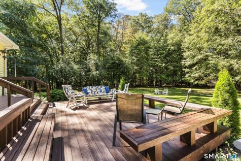 25 Wagon Hill Lane Avon CT 06001