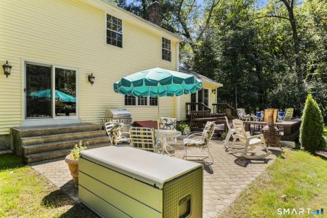 25 Wagon Hill Lane Avon CT 06001