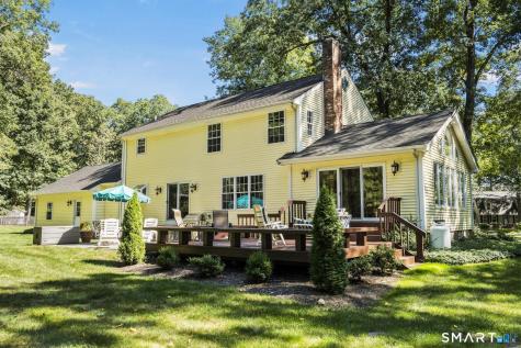 25 Wagon Hill Lane Avon CT 06001