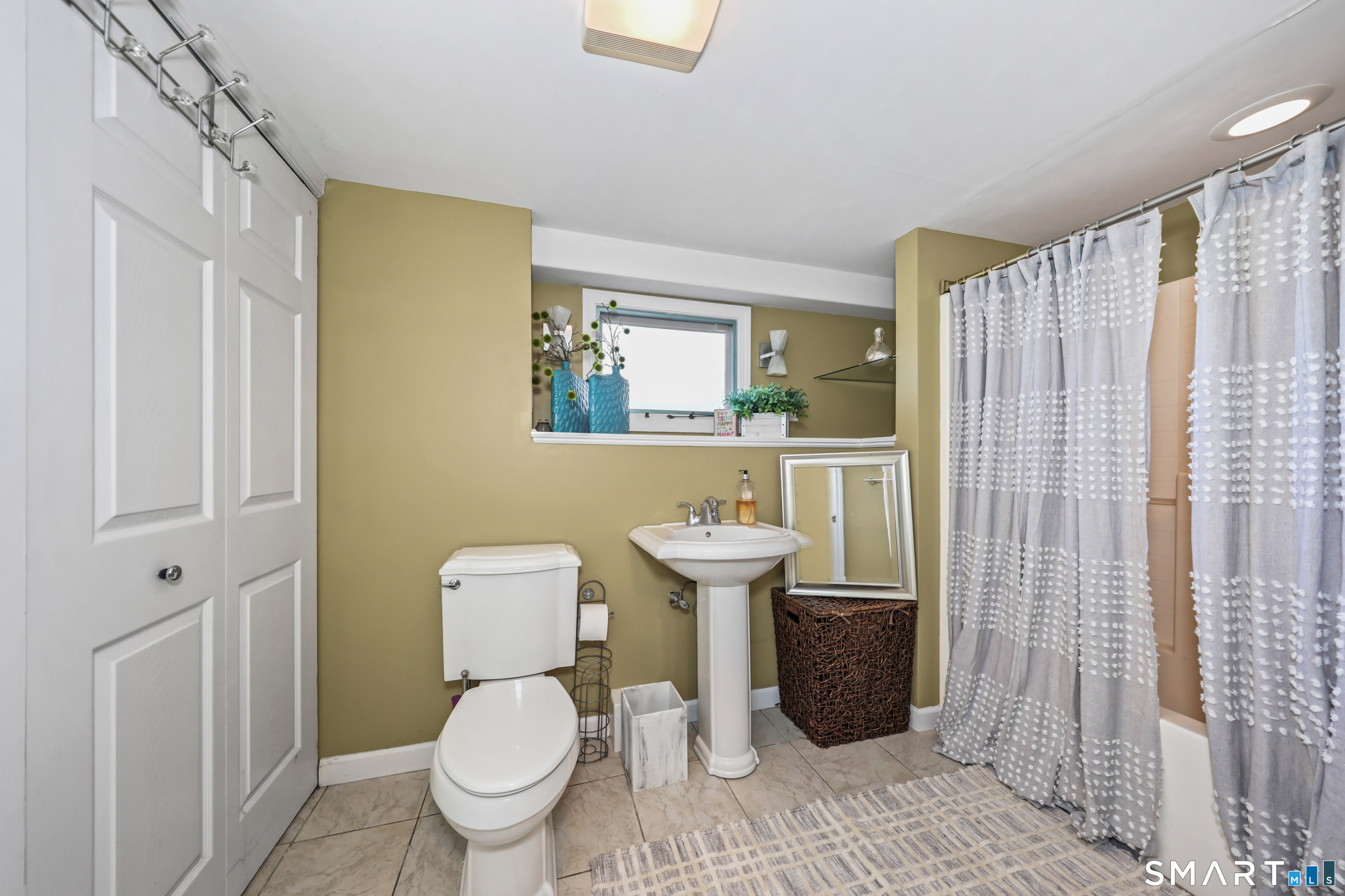 145 Dinatali Drive Waterbury CT 06705