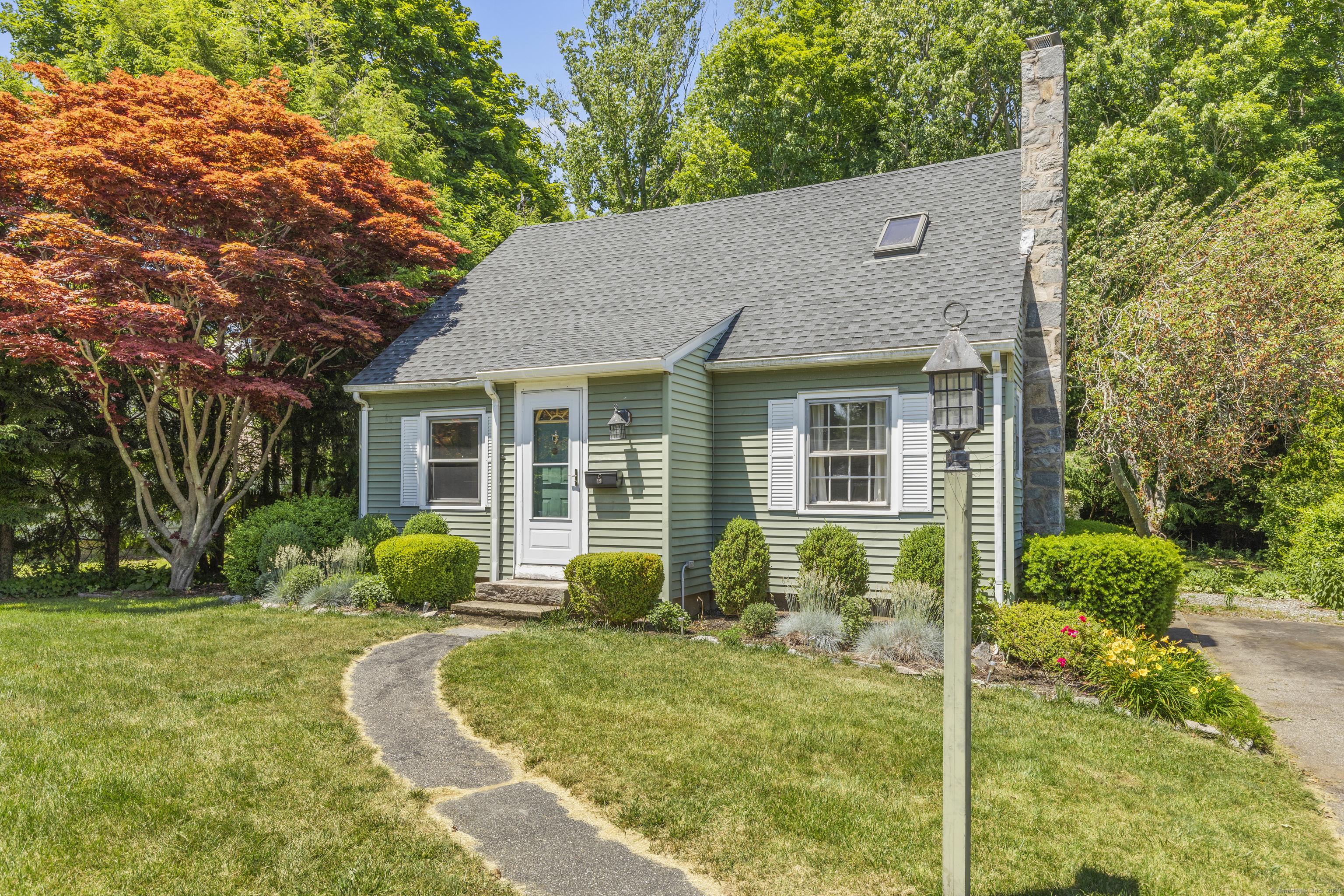19 Maple Court Old Saybrook CT 06475
