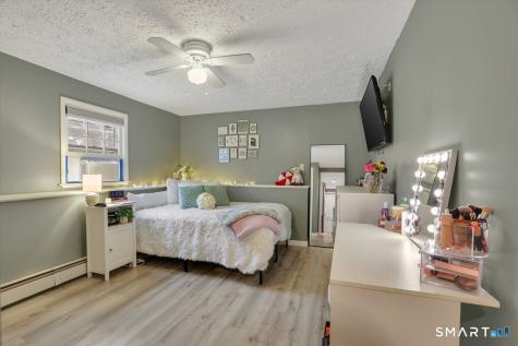 95 Lynn Drive Meriden CT 06451