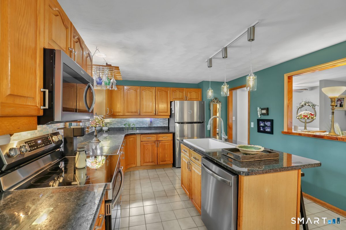 95 Lynn Drive Meriden CT 06451