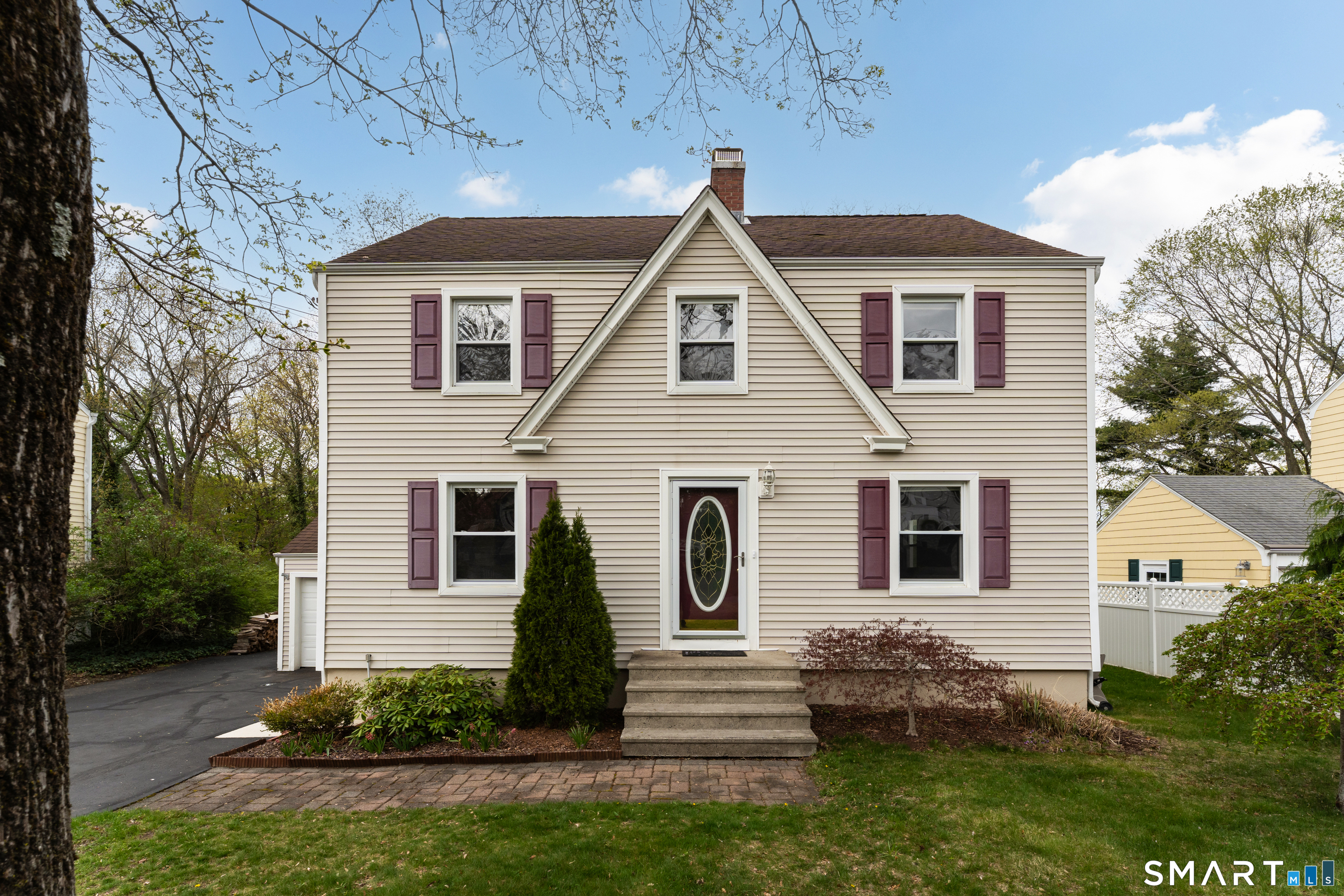 7 Van Rose Drive North Haven CT 06473