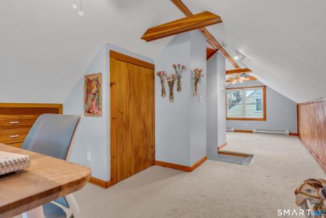 7 Van Rose Drive North Haven CT 06473