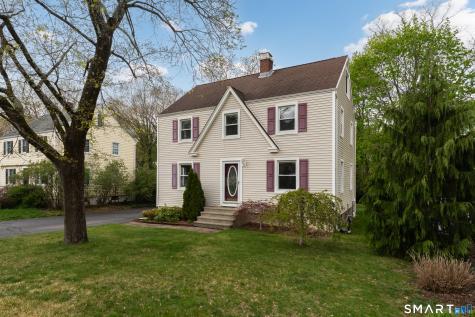 7 Van Rose Drive North Haven CT 06473