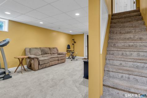 7 Van Rose Drive North Haven CT 06473
