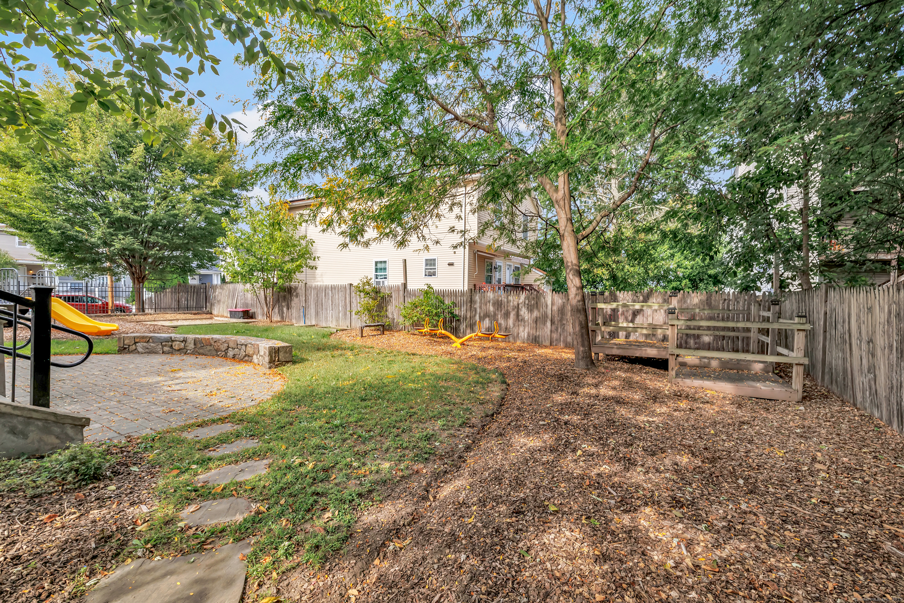 246 Lenox Avenue Bridgeport CT 06605