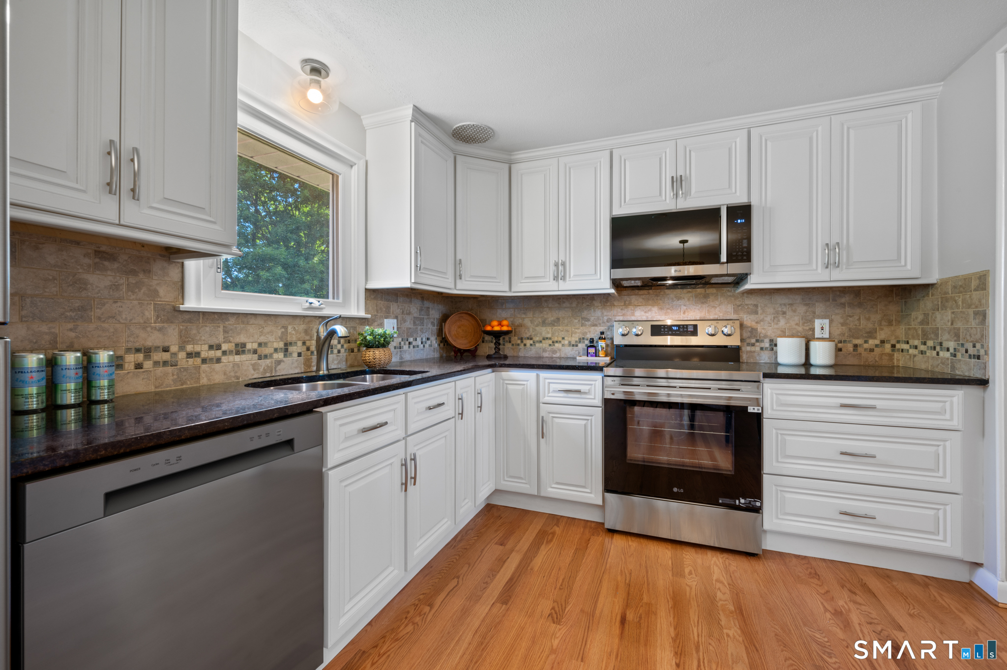 970 Cloverdale Circle Wethersfield CT 06109