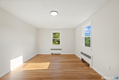 24 Pentlow Avenue New Britain CT 06053