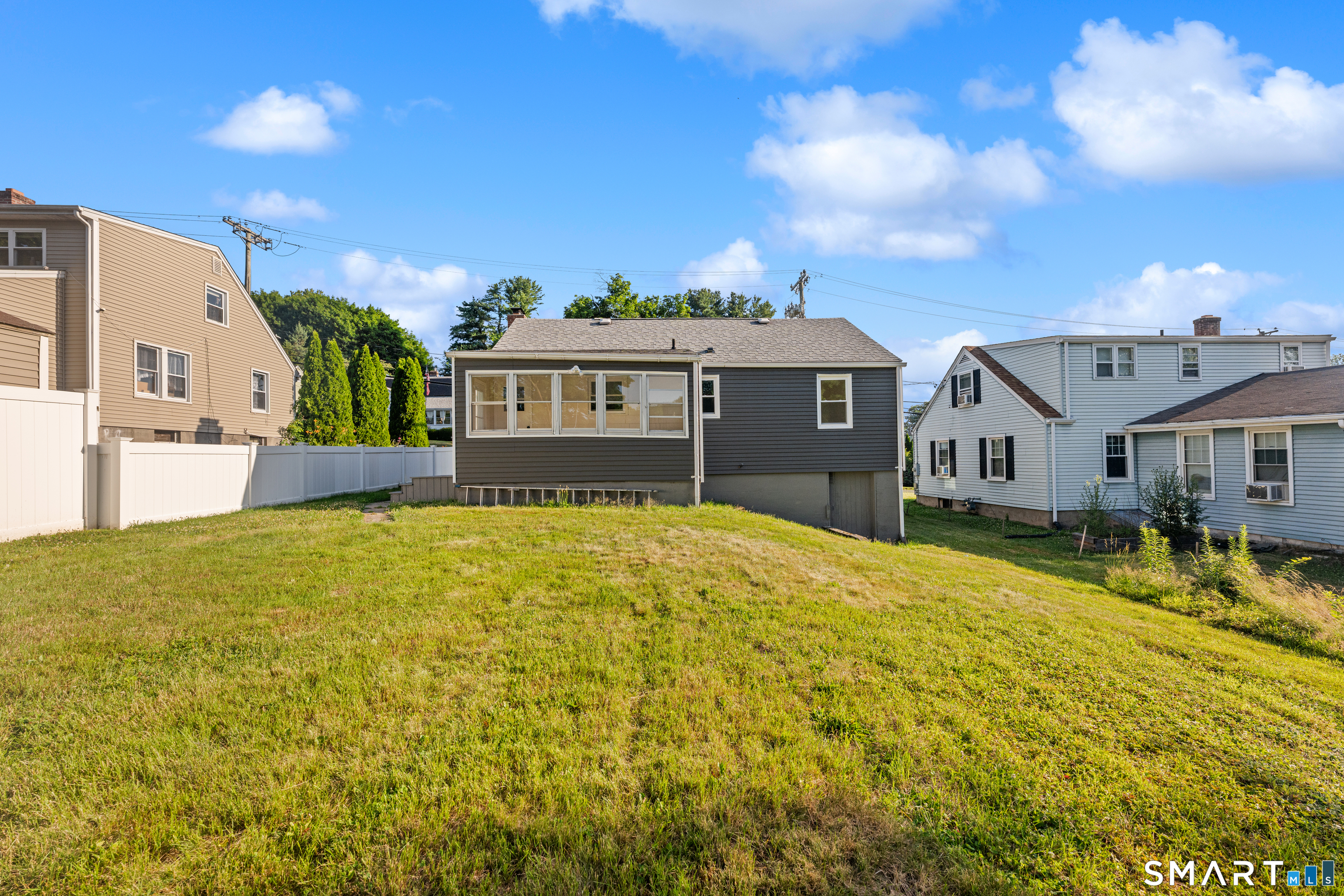 24 Pentlow Avenue New Britain CT 06053