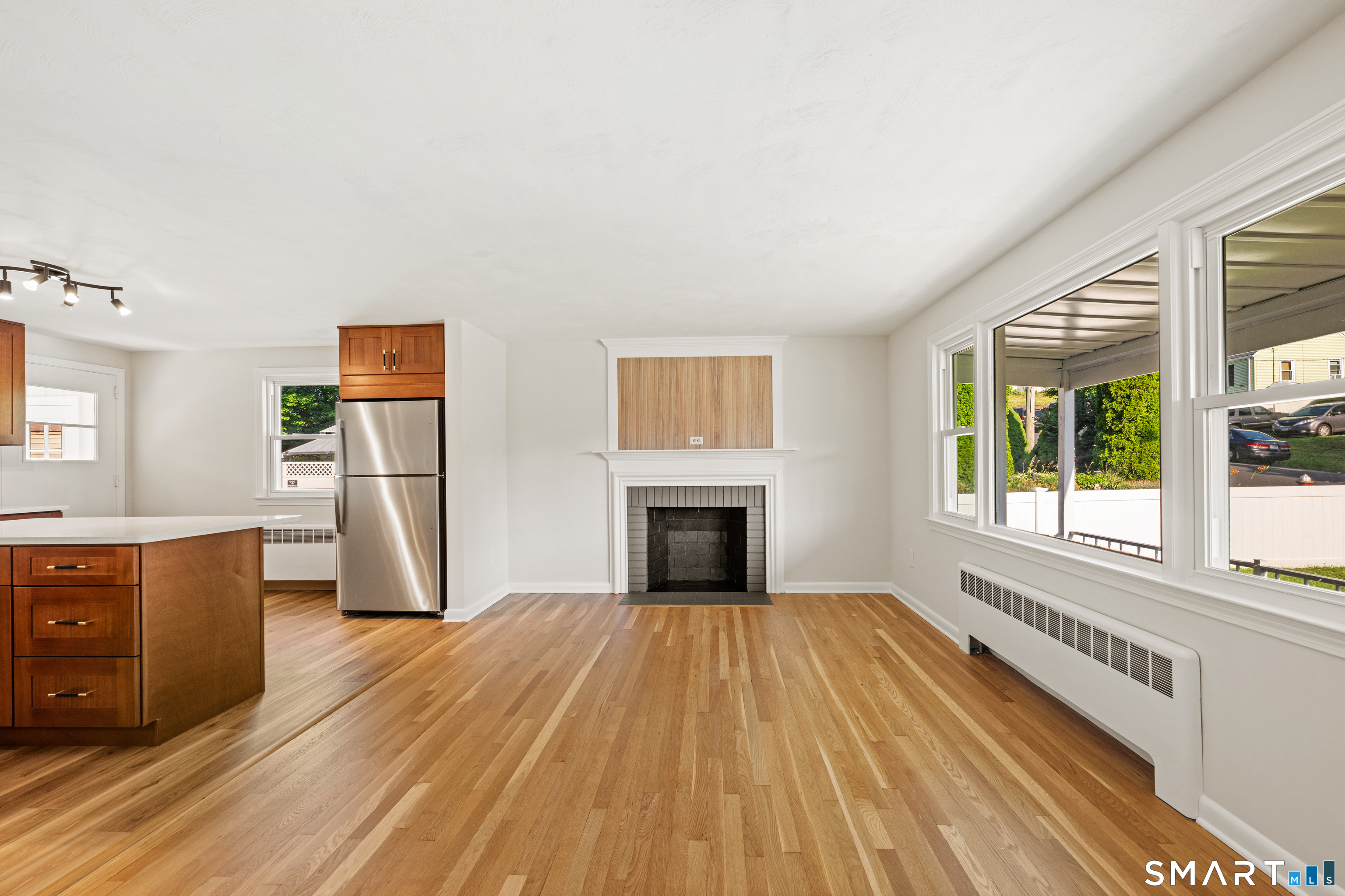 24 Pentlow Avenue New Britain CT 06053