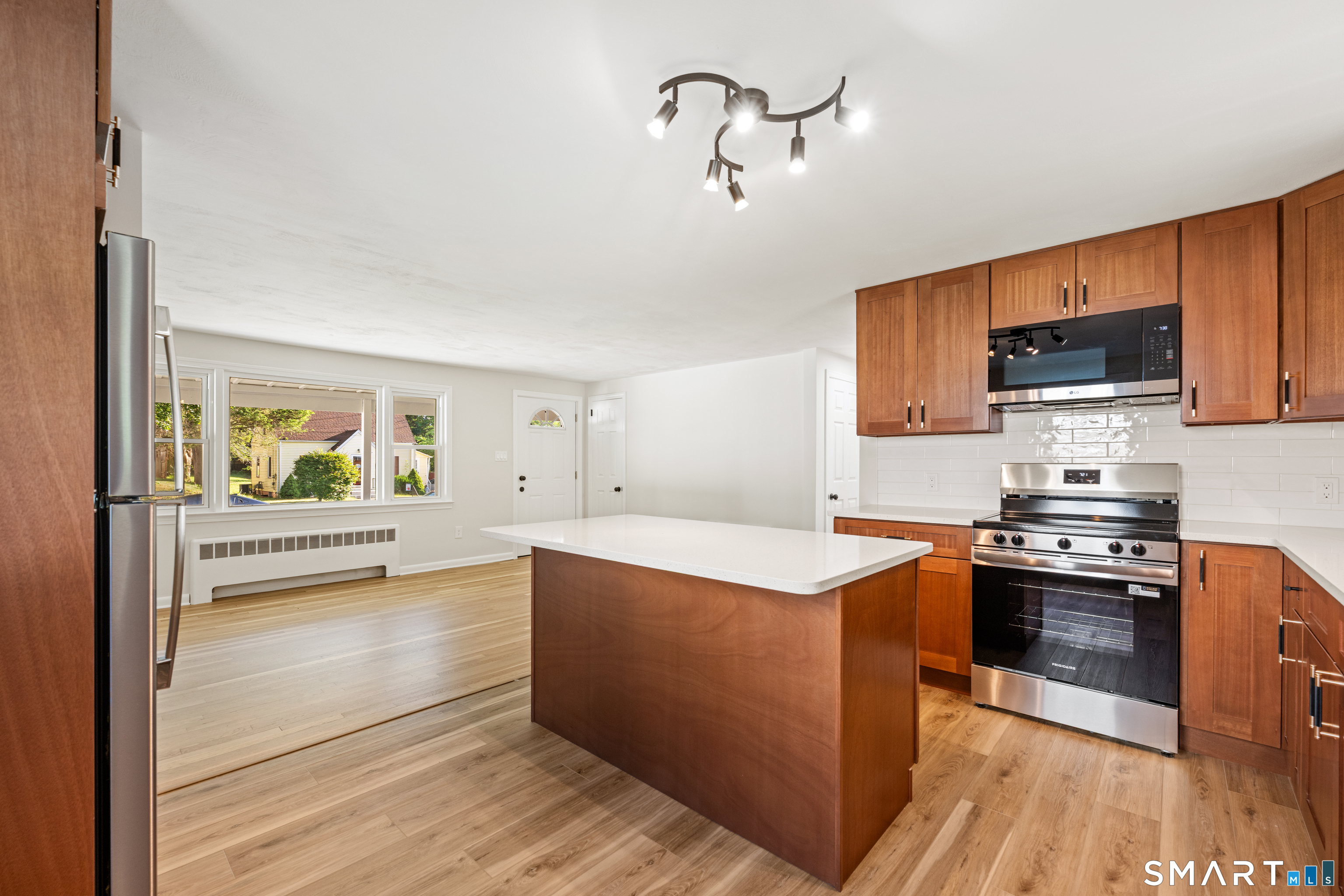 24 Pentlow Avenue New Britain CT 06053