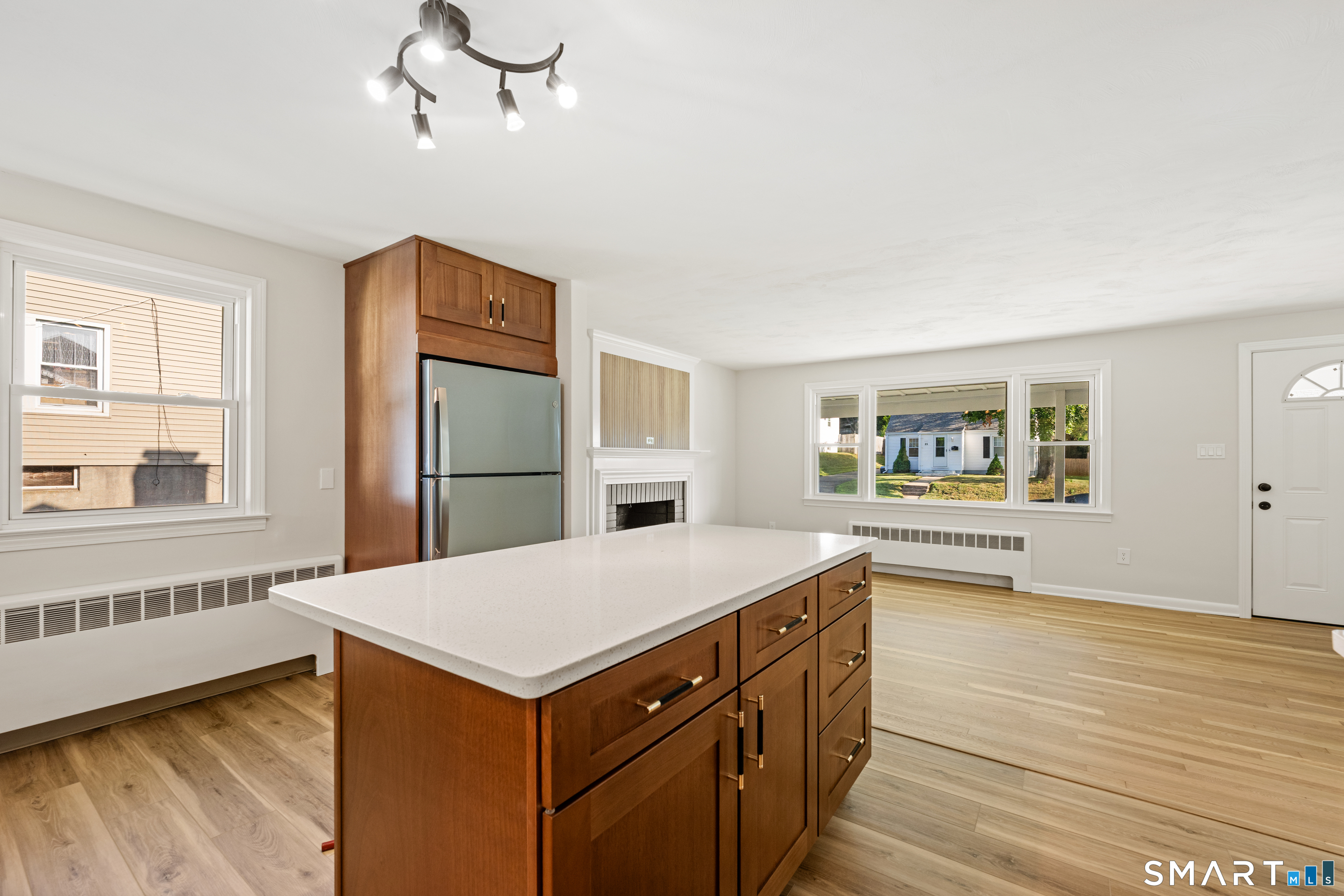 24 Pentlow Avenue New Britain CT 06053
