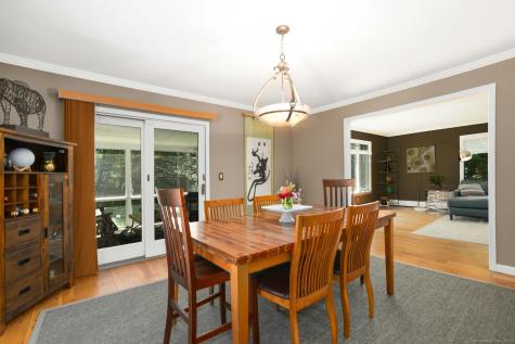 8 Oak Lane Weston CT 06883