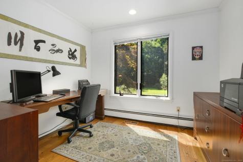 8 Oak Lane Weston CT 06883