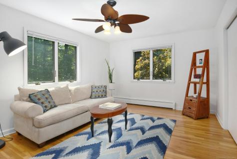 8 Oak Lane Weston CT 06883