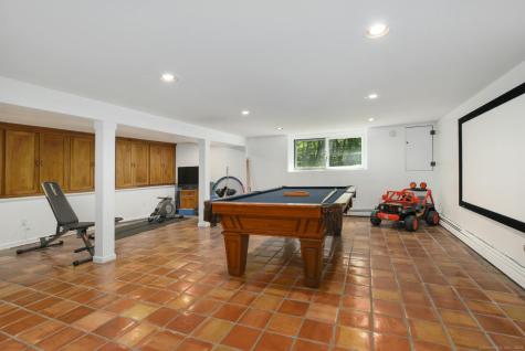 8 Oak Lane Weston CT 06883