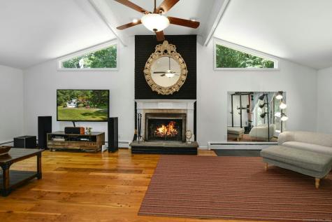 8 Oak Lane Weston CT 06883
