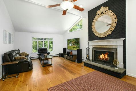 8 Oak Lane Weston CT 06883