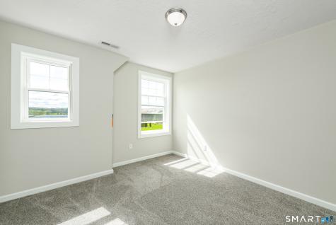 71 Middle Road East Windsor CT 06016