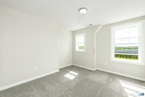 71 Middle Road East Windsor CT 06016