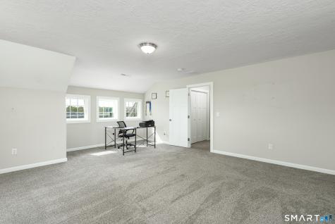 71 Middle Road East Windsor CT 06016