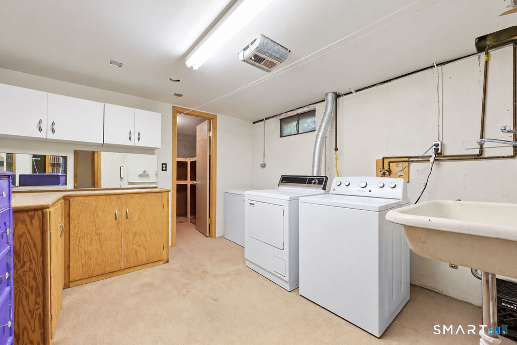 44 Juniper Drive Windsor Locks CT 06096