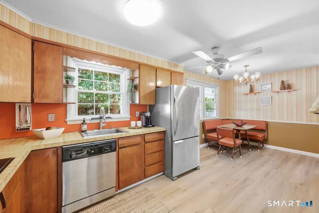 44 Juniper Drive Windsor Locks CT 06096