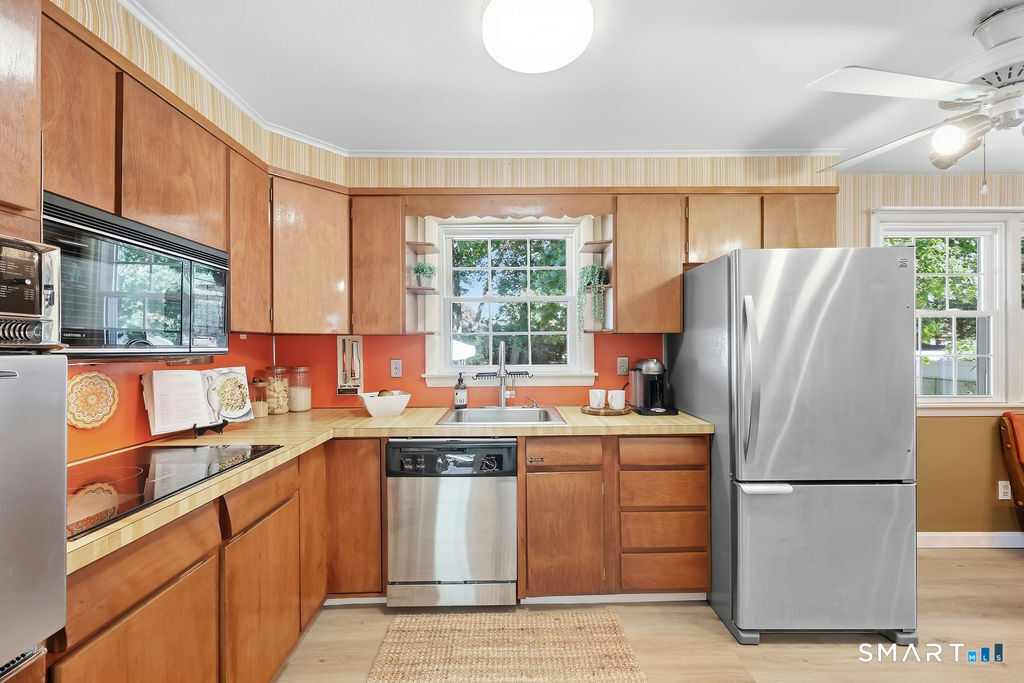 44 Juniper Drive Windsor Locks CT 06096