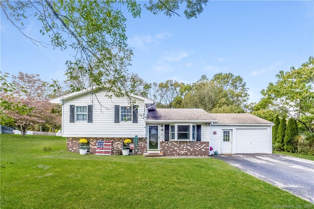39 Cedar Lane Bozrah CT 06334