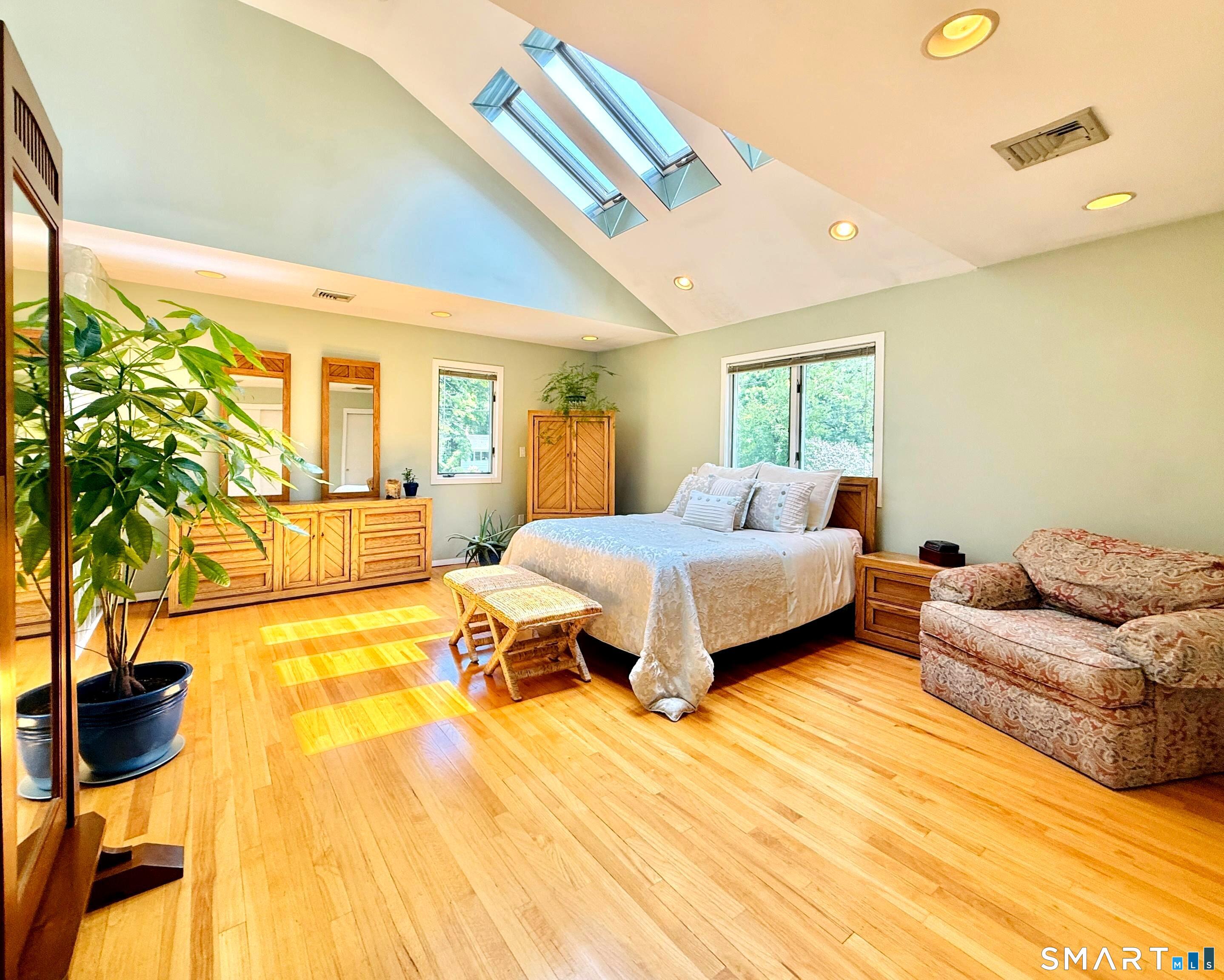 3 Susan Court Norwalk CT 06851