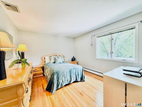 3 Susan Court Norwalk CT 06851
