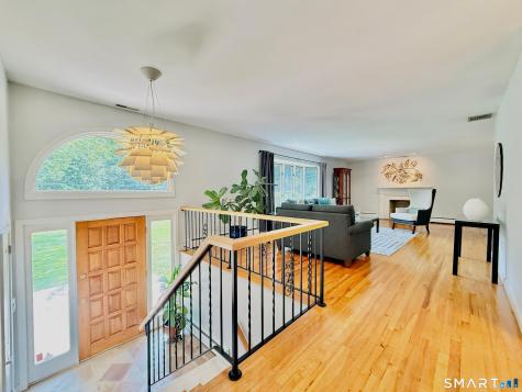 3 Susan Court Norwalk CT 06851