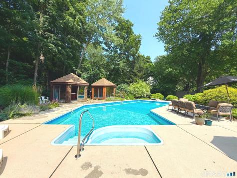3 Susan Court Norwalk CT 06851