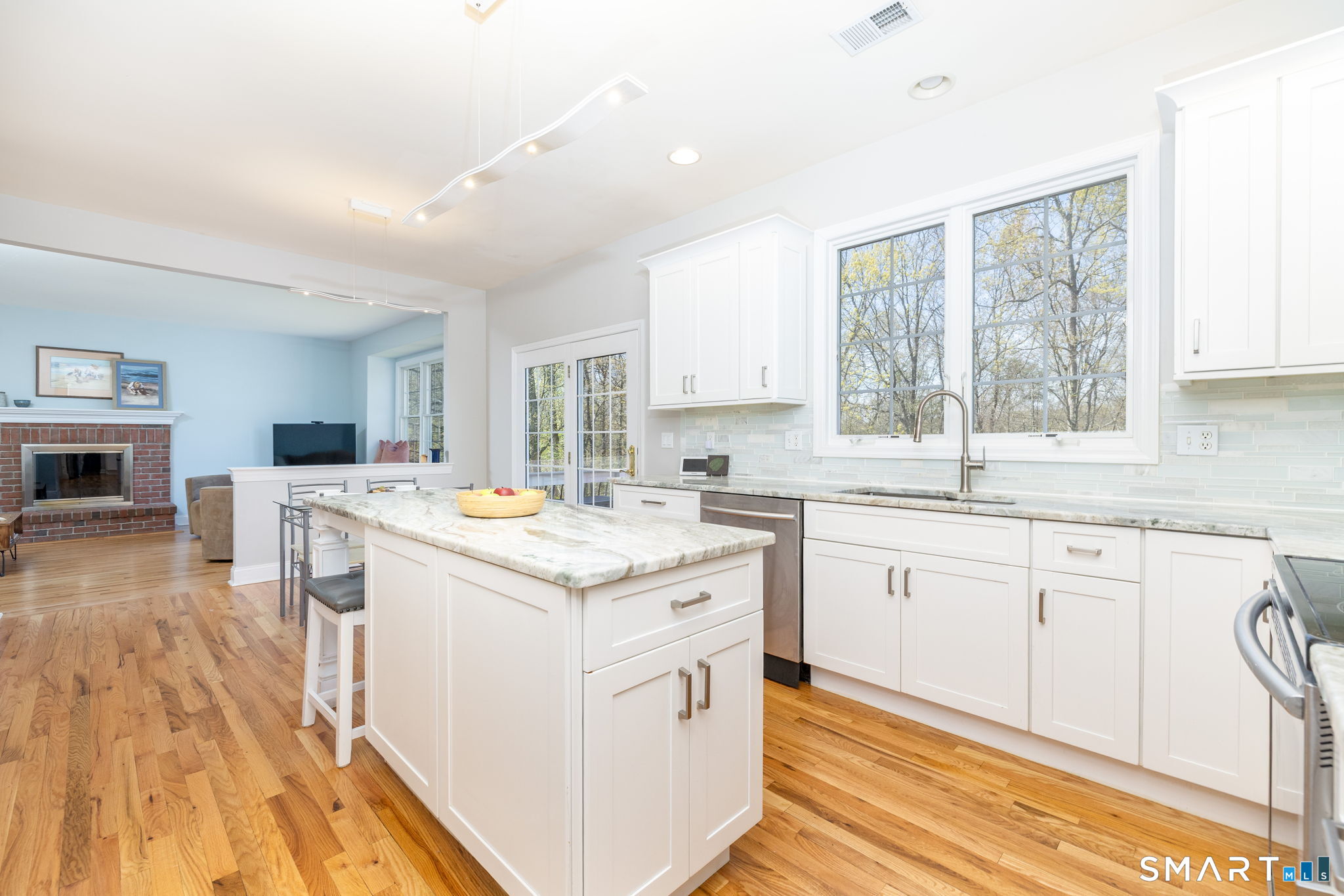 10 Eastham Bridge Road East Hampton CT 06424