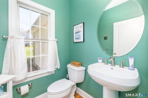 10 Eastham Bridge Road East Hampton CT 06424
