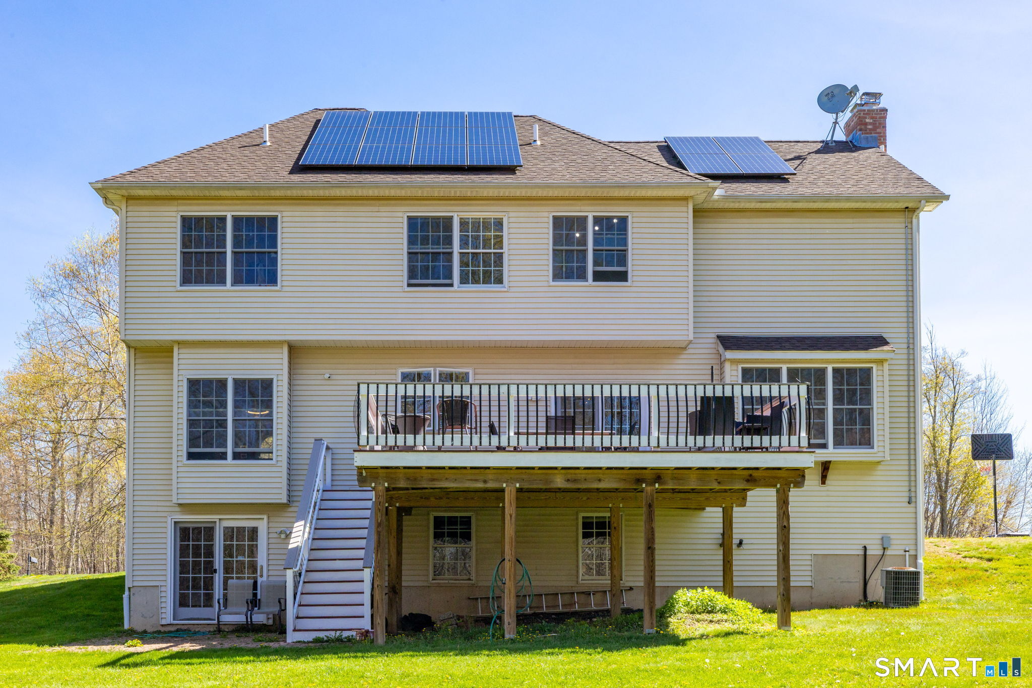 10 Eastham Bridge Road East Hampton CT 06424