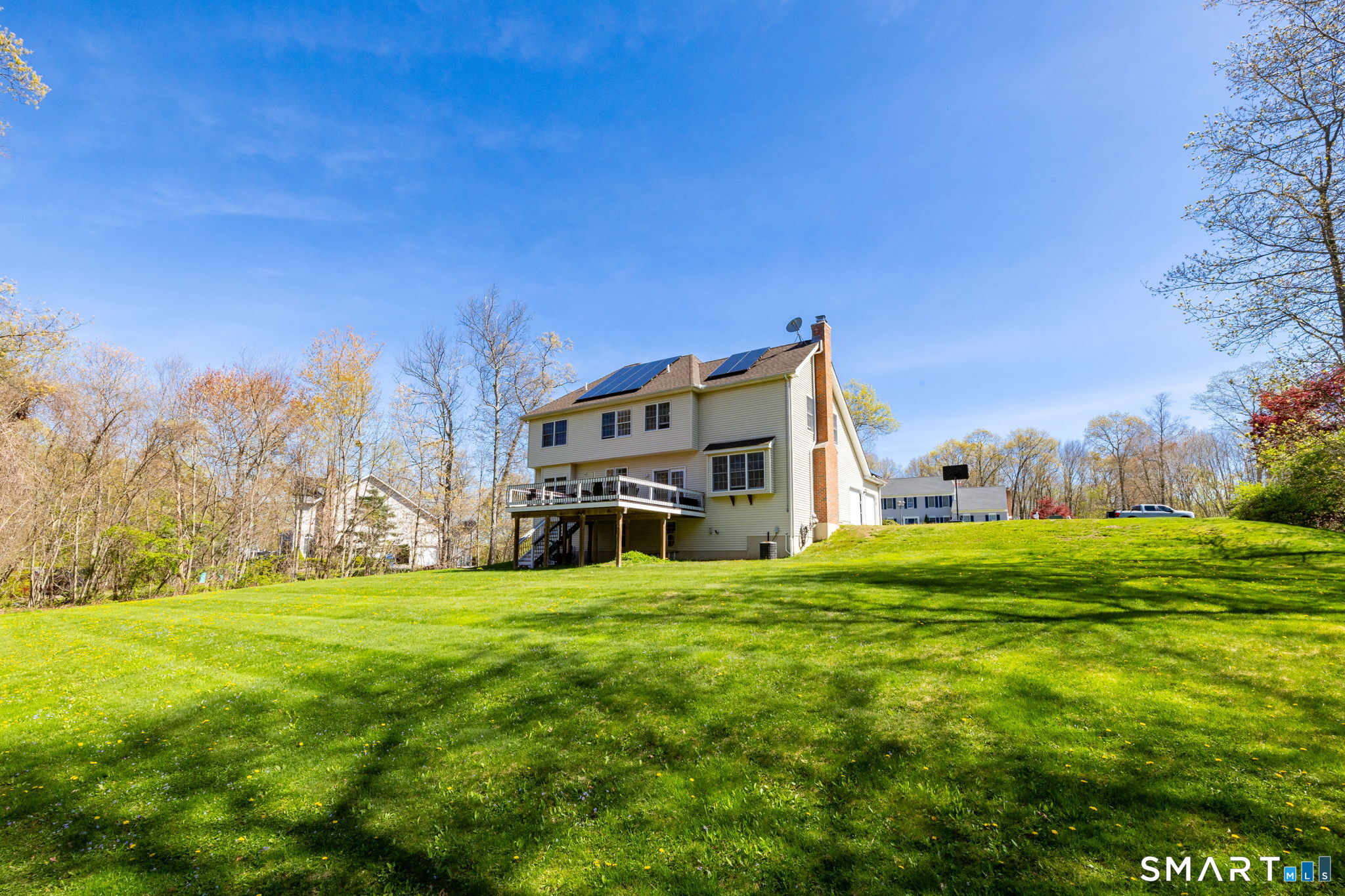 10 Eastham Bridge Road East Hampton CT 06424