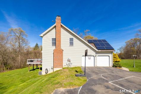 10 Eastham Bridge Road East Hampton CT 06424