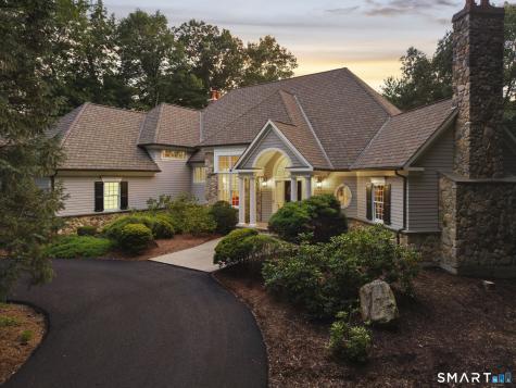 10 Pembroke Hill Farmington CT 06032