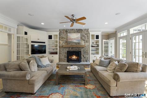10 Pembroke Hill Farmington CT 06032
