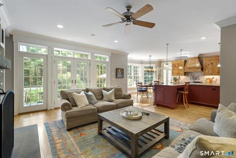 10 Pembroke Hill Farmington CT 06032