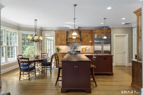 10 Pembroke Hill Farmington CT 06032